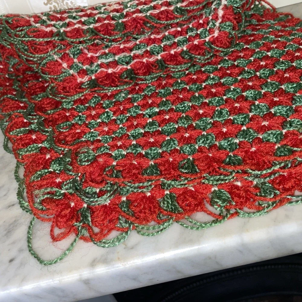 Matching Christmas Placemats Lap Loom | Poinsetta 17